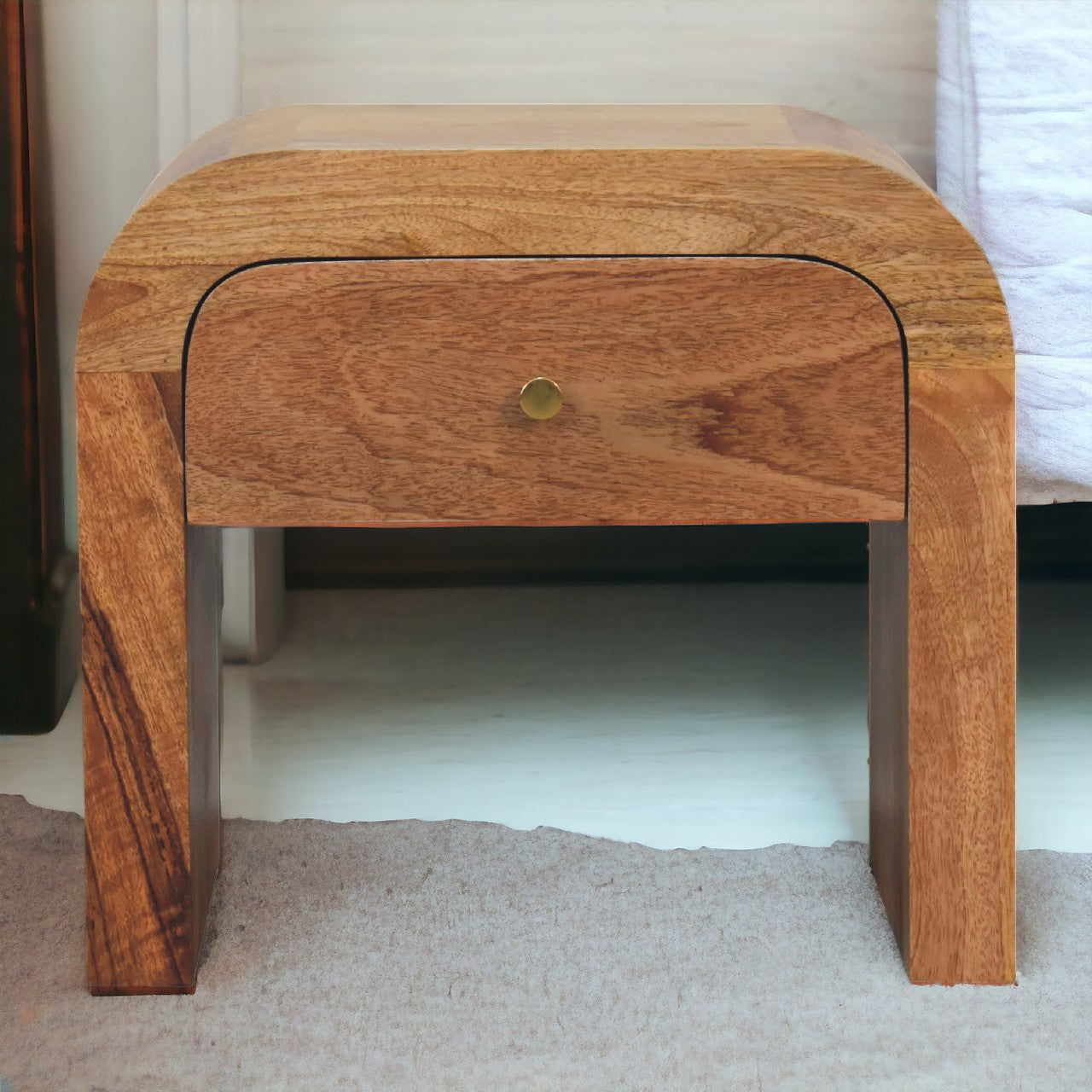 Great George Darcy Bedside