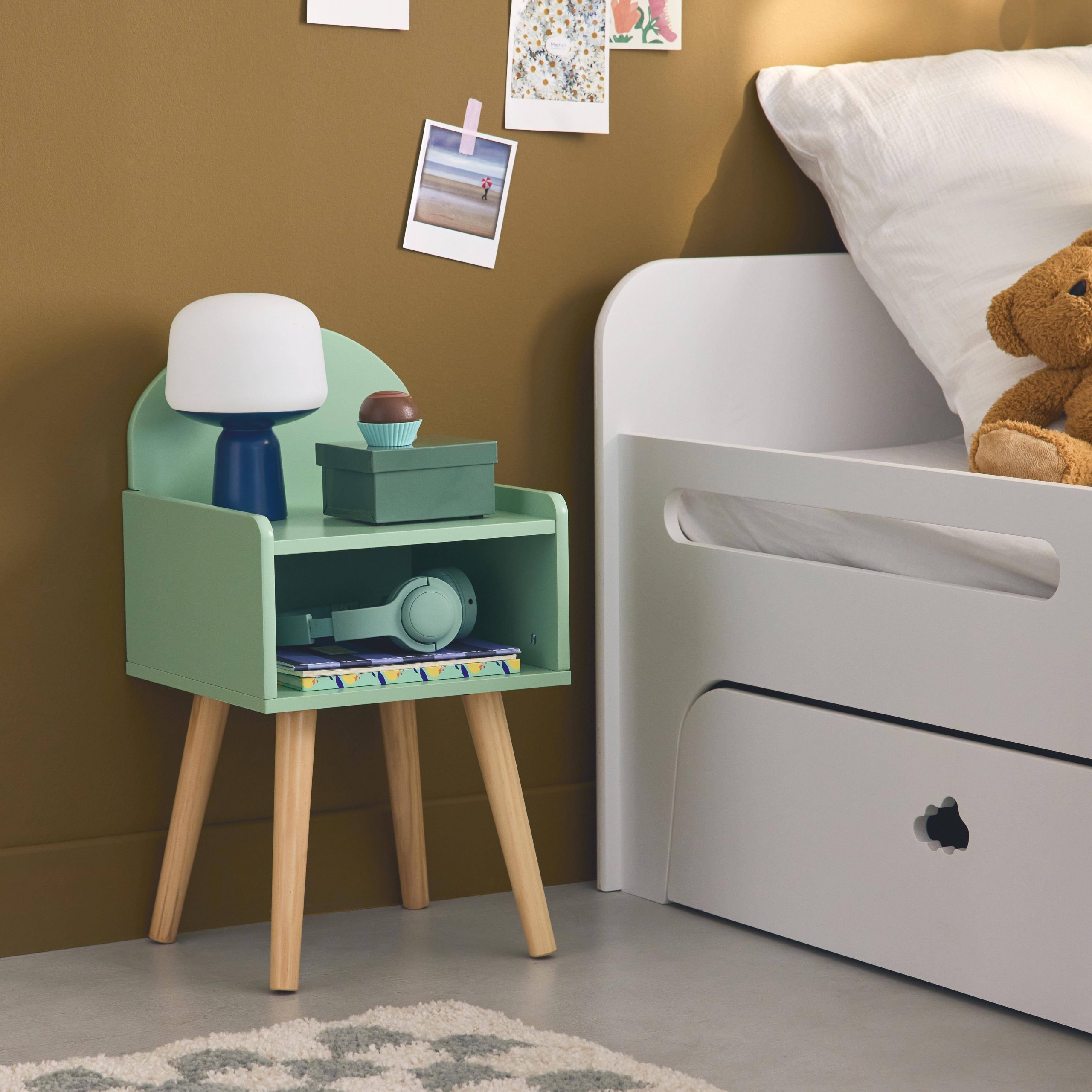 Children’s bedside table