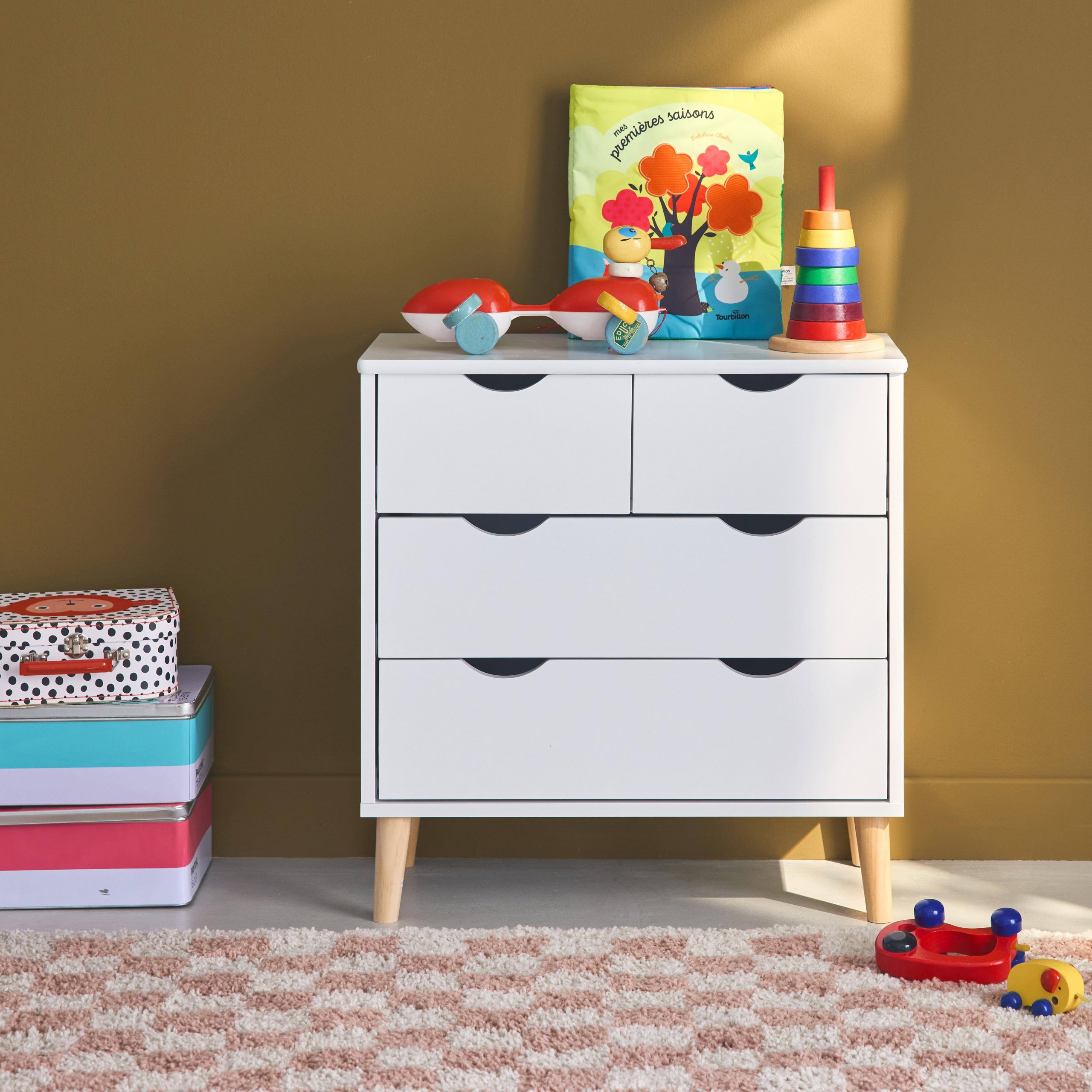 Children’s chest of 4 drawers